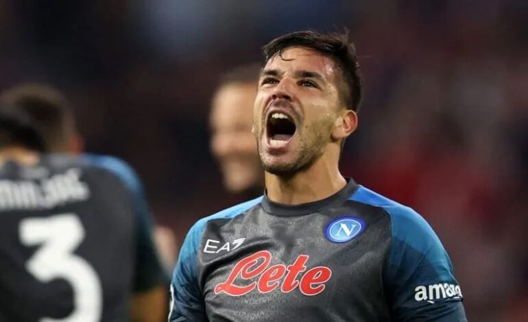  Con gol de Gio Simeone, Napoli aplastó al Ajax, por la Champions