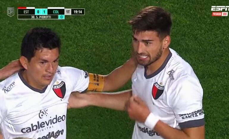 ¡Colón vive! El sabalero ganó, gustó y goleó a Estudiantes en La Plata