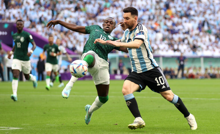 En un revés inesperado, Argentina perdió ante Arabia Saudita en su arranque mundialista