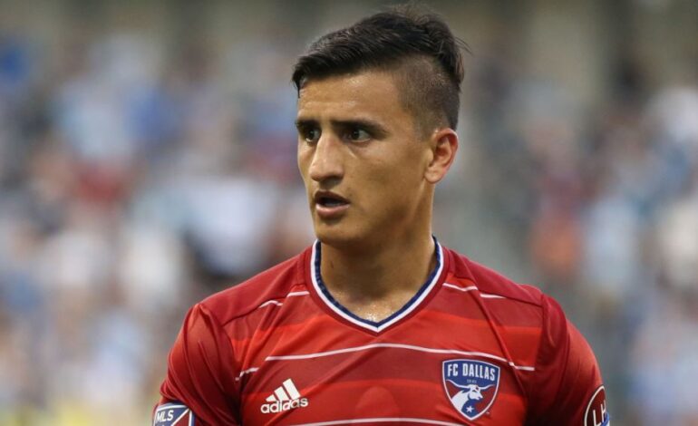  Colón acelera por Mauro Díaz para el puesto de enganche