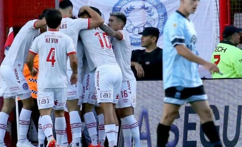 Argentinos goleó a Belgrano con una actuación sólida