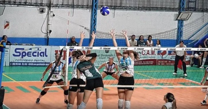  Villa Dora consiguió festejar en el inicio de la 6° fecha de la Liga Femenina de Voley