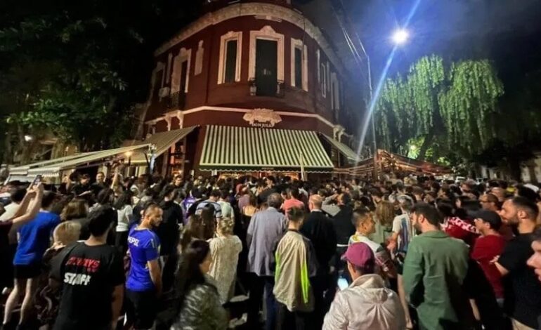  Messi fue a comer a una parrilla y revolucionó Palermo