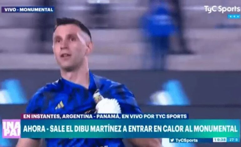 Salió el Dibu Martínez y empezó el show: se señaló la tercera estrella y metió bailecito de los penales con Francia