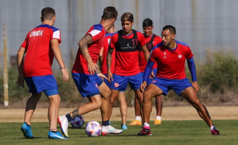Unión: Munúa podría repetir el once inicial para recibir a Racing