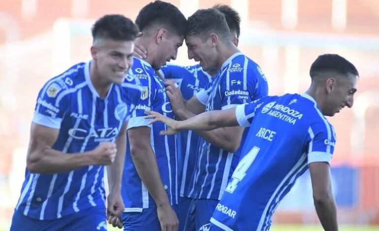  Godoy Cruz se aprovechó un apático Racing y le ganó 2 a 0 en Mendoza