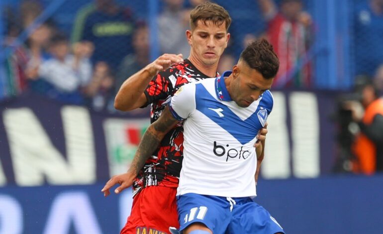 En un partido chato, Vélez y Barracas no pasaron del empate