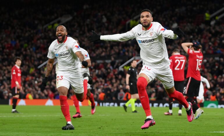 Sevilla rescató un agónico empate contra Manchester United, que lamenta la lesión de Lisandro Martínez