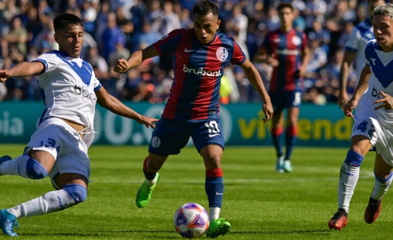  San Lorenzo no pudo doblegar a Vélez y dejó pasar la oportunidad de acortar diferencias con River