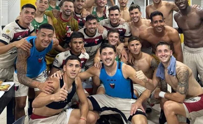 Colón: el festejo íntimo en el vestuario visitante en La Bombonera
