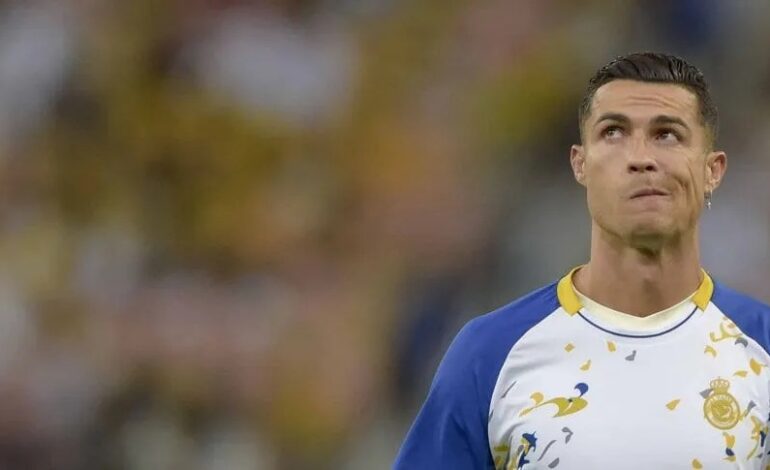 El obsceno gesto de Cristiano cuando le gritaron ‘Messi, Messi’