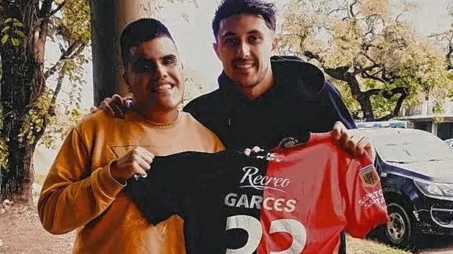 El gran gesto de Facundo Garcés con el hincha no vidente de Colón