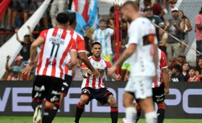 Barracas Central superó a Platense, así y todo renunció De Paoli