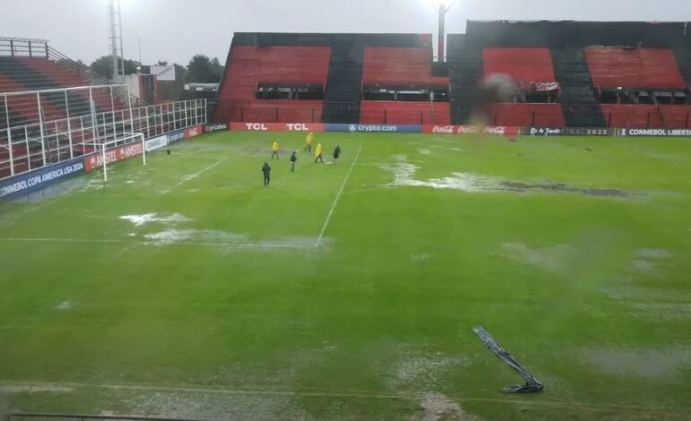 OFICIAL Libertadores: suspendido Patronato vs. Olimpia por un diluvio en Paraná, va mañana y en Colón