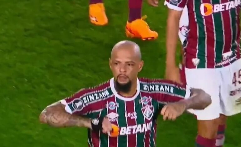 El desafiante gesto de Felipe Melo a la hinchada de River