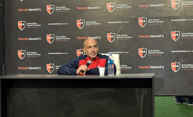 Méndez: «A la dirigencia le manifesté que quiero que Mele se quede»