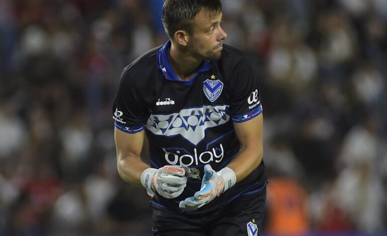 Leo Burián fue autocrítico con el presente de Vélez