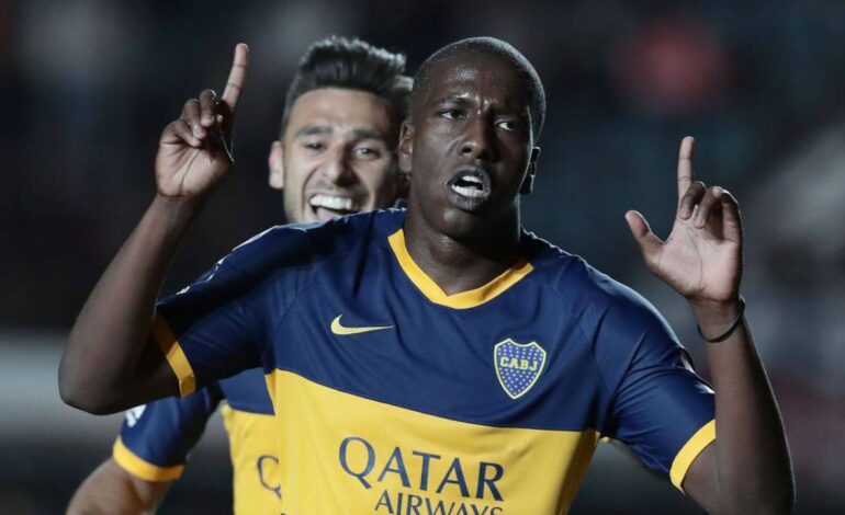 Jan Hurtado se presentó en el entrenamiento de Boca tras finalizar su préstamo en Bragantino