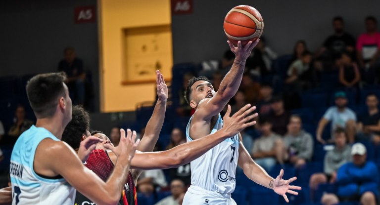 La selección de básquet cayó en el último amistoso antes del Preolímpico