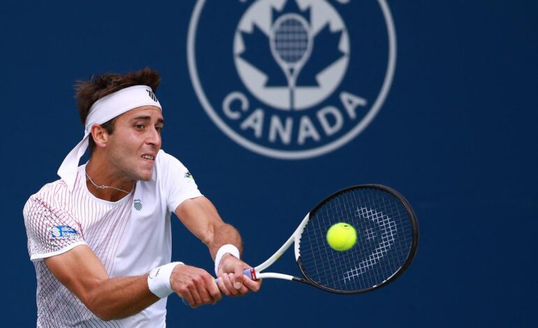 Tomás Etcheverry fue eliminado en su debut en Toronto