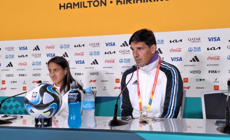 Portanova e Ippolito palpitaron el partido de la Selección Argentina ante Suecia