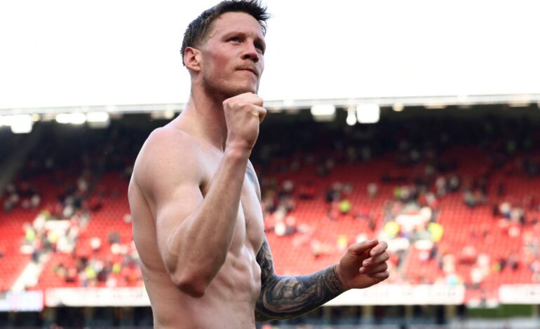 Wout Weghorst, el «bobo» que hizo enojar a Messi, cambió otra vez de equipo