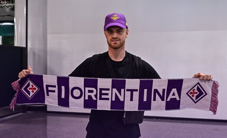 Lucas Beltrán fue anunciado en Fiorentina y ya luce los colores