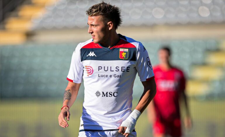 Mateo Retegui tuvo su debut en Genoa