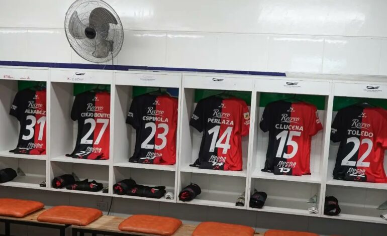 Con todos los refuerzos a disposición, Colón presentó los convocados para visitar a Huracán