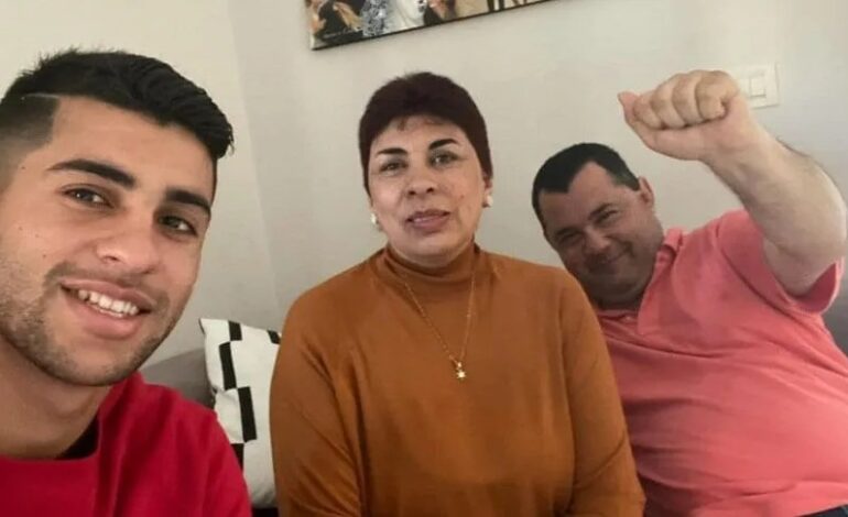 El emocionante gesto que Cuti Romero tuvo con sus padres tras cobrar su primer sueldo