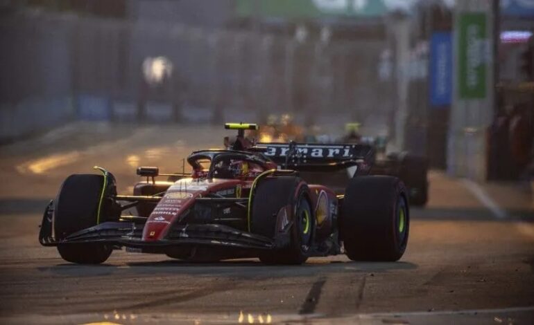 Inédita clasificación de la F1 en Singapur: Sainz hizo la pole y Verstappen quedó afuera en la Q2
