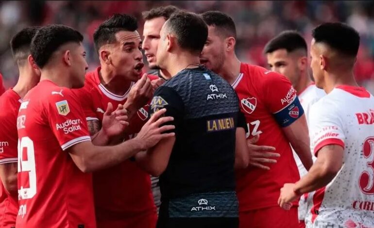 AFA reveló los audios del VAR tras los reclamos del Rojo: Herrera-«A un metro estoy»- y no era falta, escuchálos!