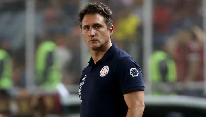 La Selección de Paraguay echó a Guillermo Barros Schelotto antes de enfrentar a la Selección Argentina