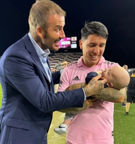 Facu Farías entró con su hijo y con David Beckam al campo de juego