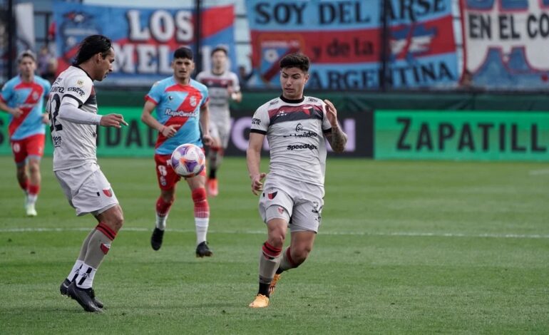 Sin margen de error, Colón visita a Arenal en busca de una victoria que lo aleje del fondo