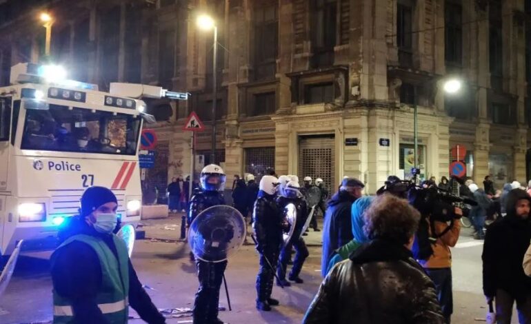 Suspenden Bélgica-Suecia por el asesinato de dos fans suecos en Bruselas