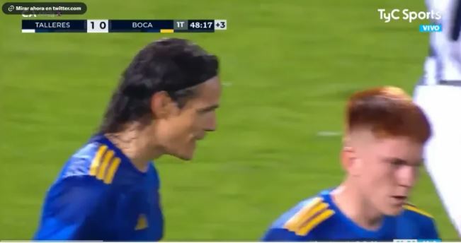VIDEO: El cruce de Cavani y el Colo Barco