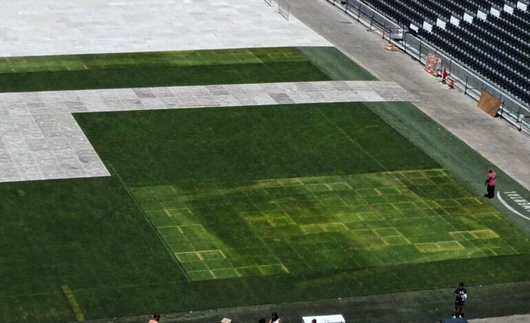Así quedó el césped del Monumental tras los recitales de Taylor Swift