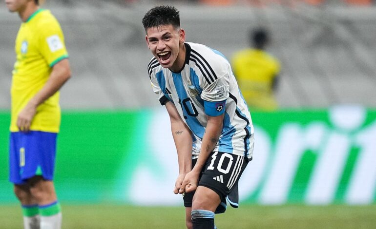 Con una actuación HISTÓRICA del ‘Diablito’ Echeverri, Argentina goleó a Brasil y avanzó a semifinales