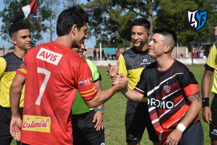 La Salle y Juventud Unida ganaron y siguen luchando por ser campeones de la Primera Liguista