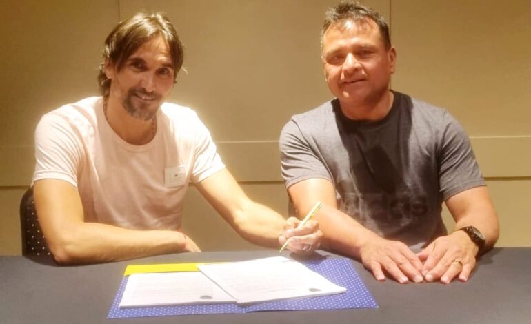 Diego Martínez firmó contrato y es el nuevo entrenador de Boca