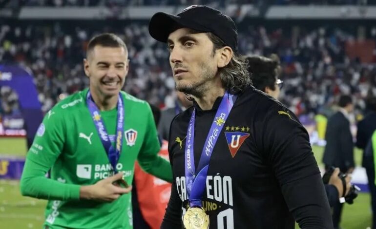 Luis Zubeldía se va de Liga de Quito y ya suena para dirigir en Argentina