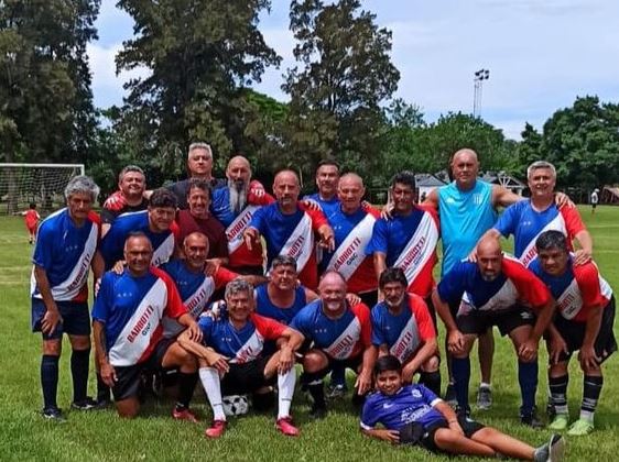 La Liga Club de Campo consagró dos campeones en Senior «A»: Periodistas y Prof. Independientes «A»
