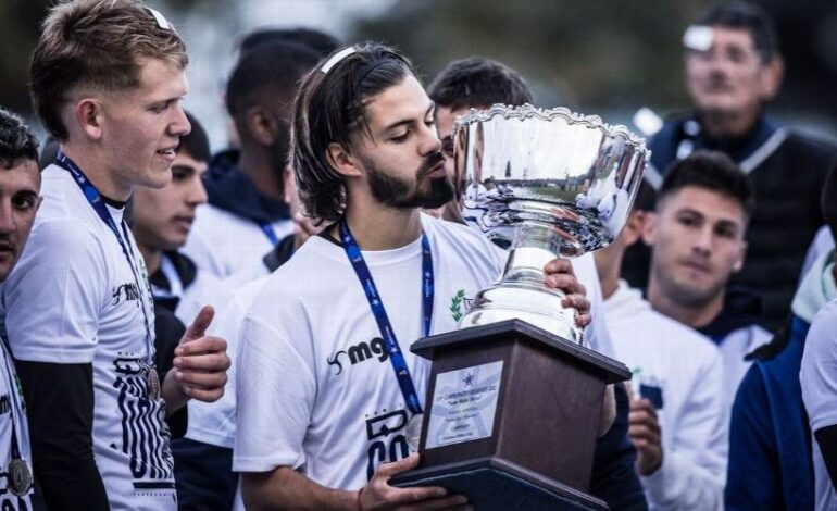 Thiago Vecino: pasó este año por Unión y volvió a Uruguay para ser campeón