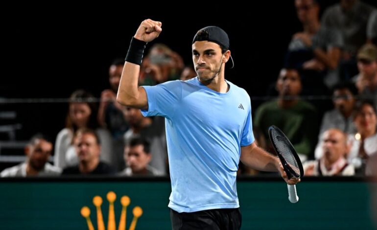 Francisco Cerúndolo y Tomás Etcheverry conocen sus rivales del Australia Open