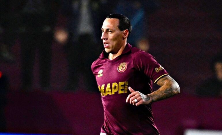 Llegó el primer refuerzo de la era Martínez en Boca: El defensor Cristian Lema