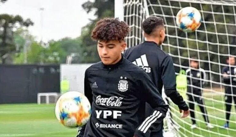 Efecto descenso: Colón a un paso de perder a su nueva joya Bauti Ojeda