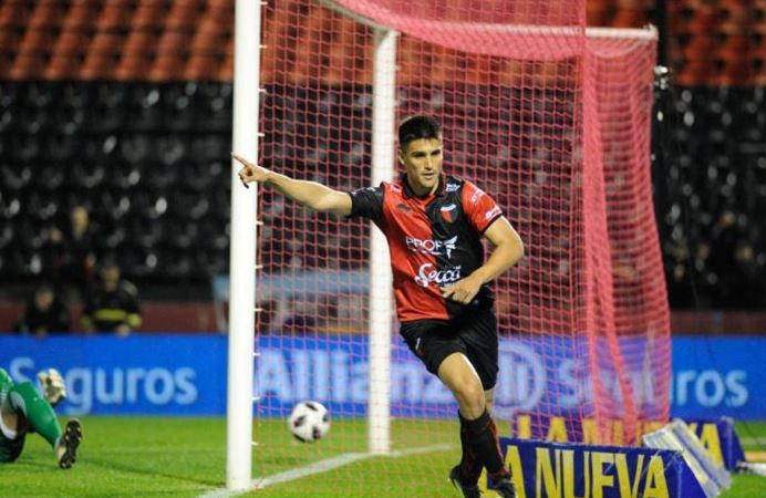Nicolás Leguizamón no sería refuerzo de Colón que busca un 9 de área