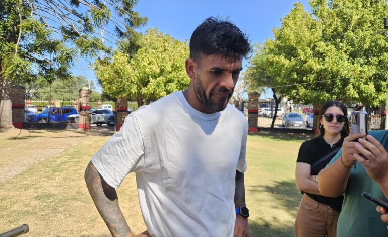 Javier Toledo: «No merecemos estar acá pero le ponemos el pecho»
