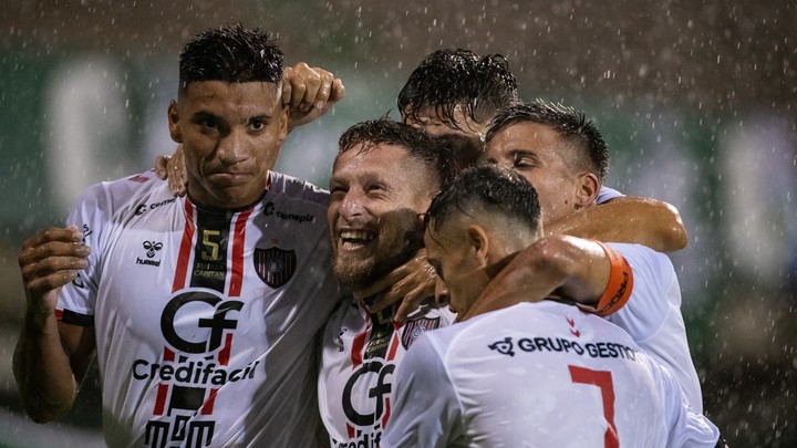 Chacarita fue muy superior y venció a Ferro en Caballito